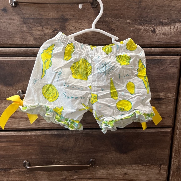 Toddler Girl Beach Outfit - Picture 5 of 8